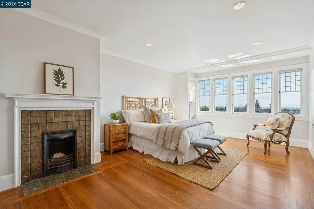 62 Farragut Avenue Piedmont CA 94610