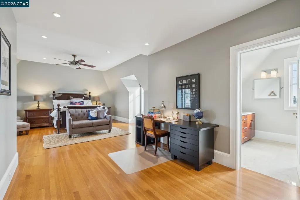 62 Farragut Avenue Piedmont CA 94610