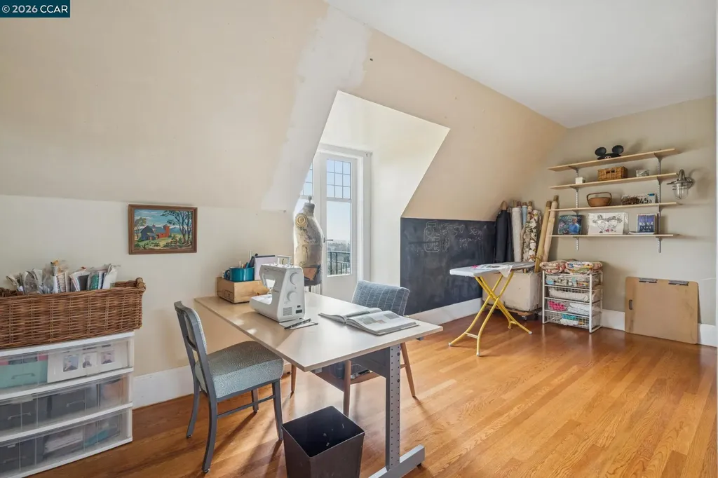 62 Farragut Avenue Piedmont CA 94610