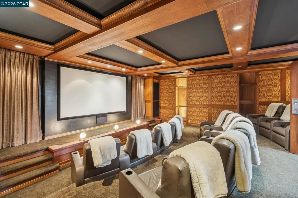 62 Farragut Avenue Piedmont CA 94610