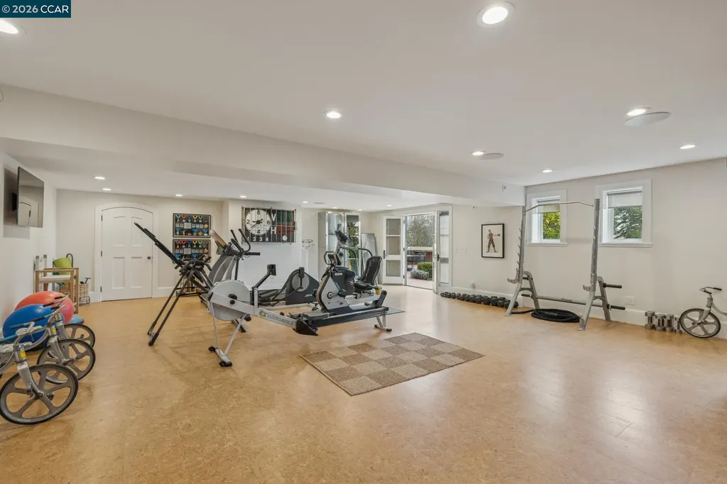 62 Farragut Avenue Piedmont CA 94610