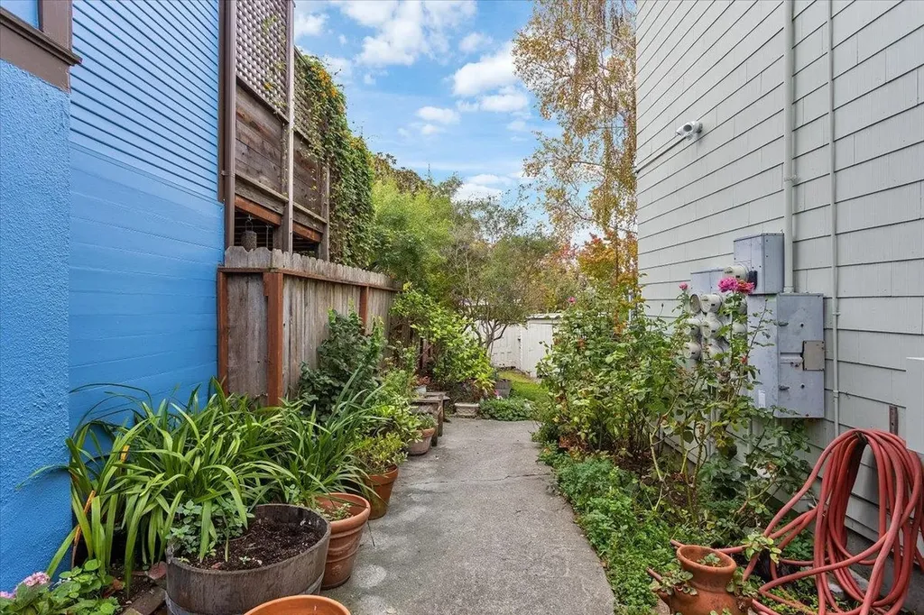 133 Echo Avenue Oakland CA 94611