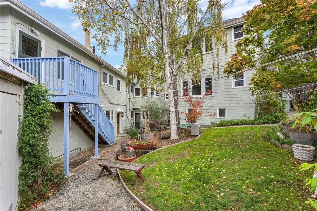133 Echo Avenue Oakland CA 94611