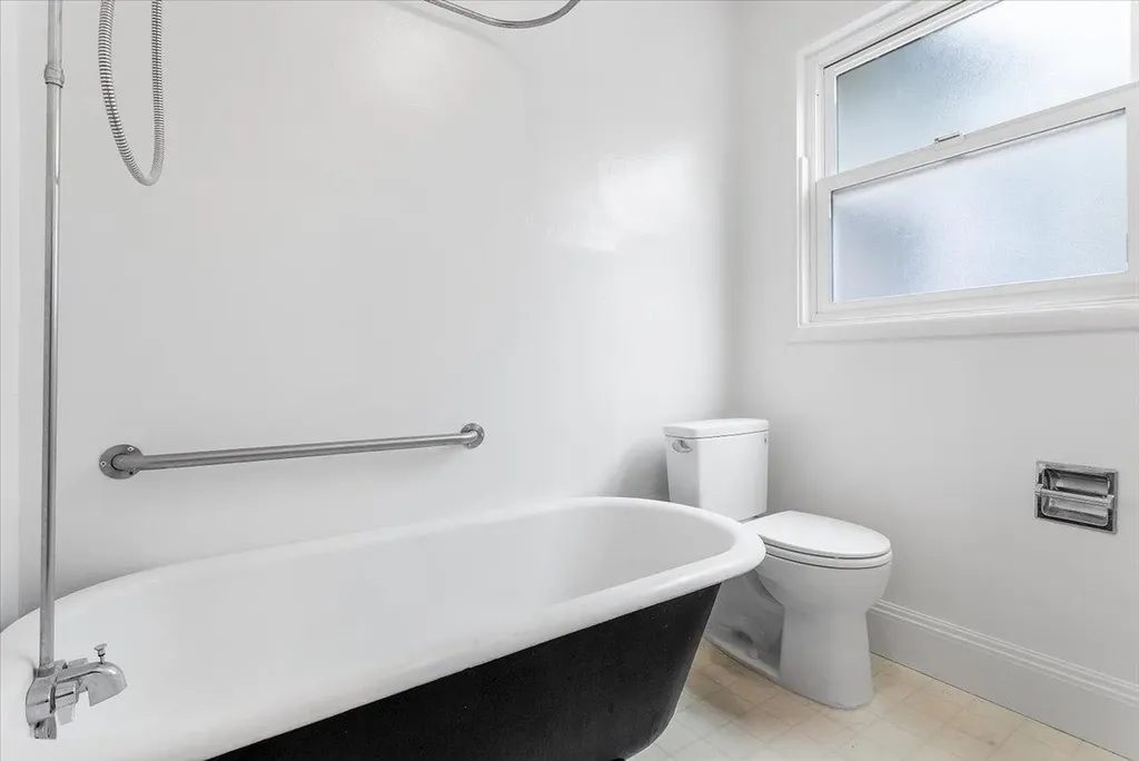 133 Echo Avenue Oakland CA 94611
