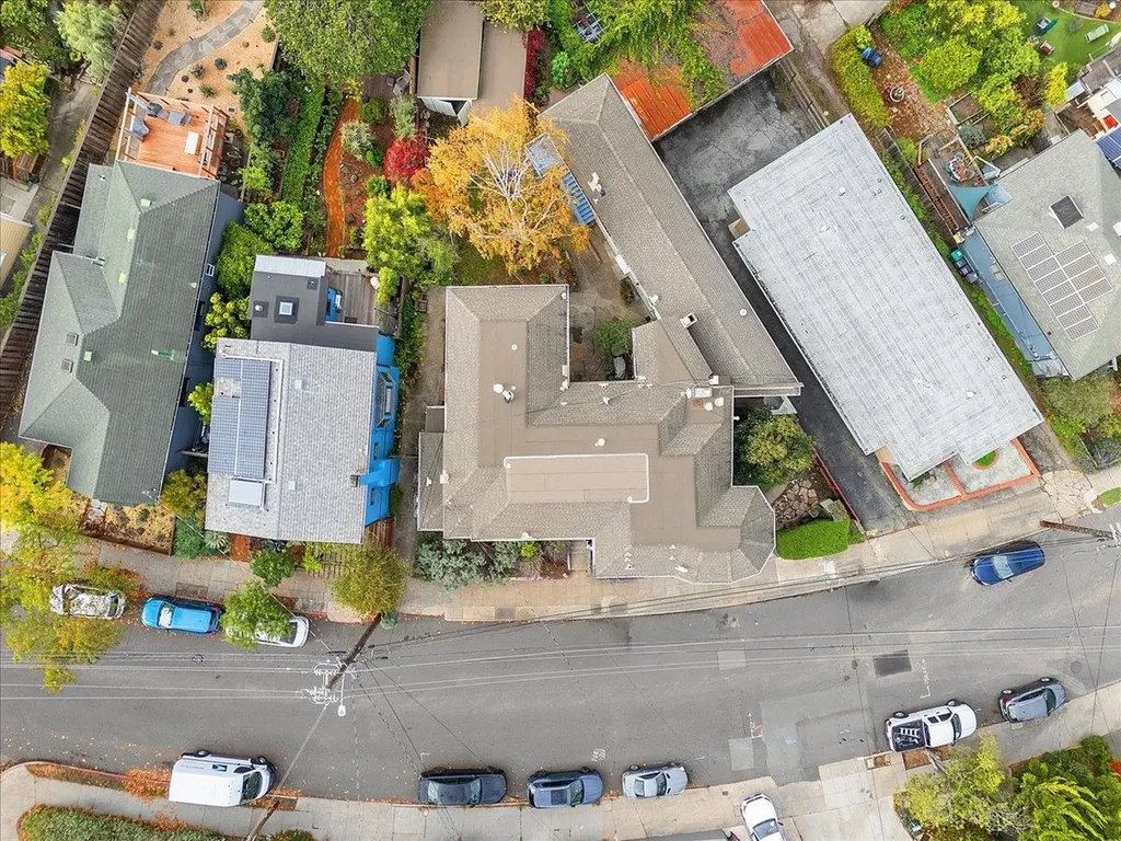 133 Echo Avenue Oakland CA 94611