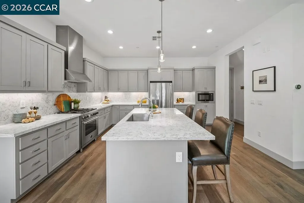 44 Analisa Lane Walnut Creek CA 94596