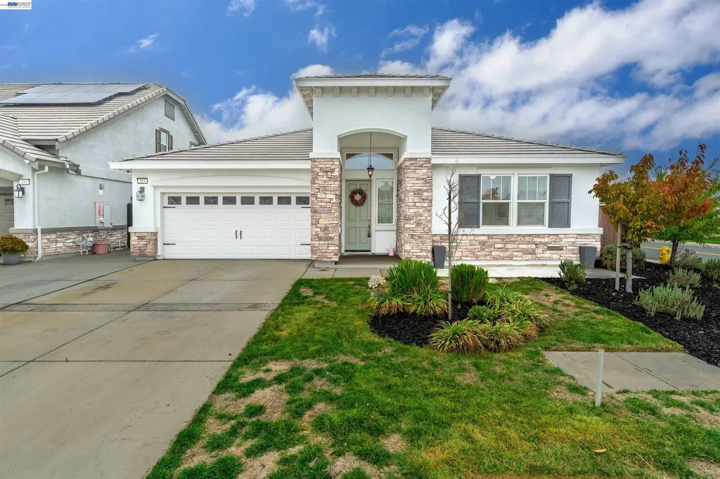 353 Barn Dance Way Oakley CA 94561