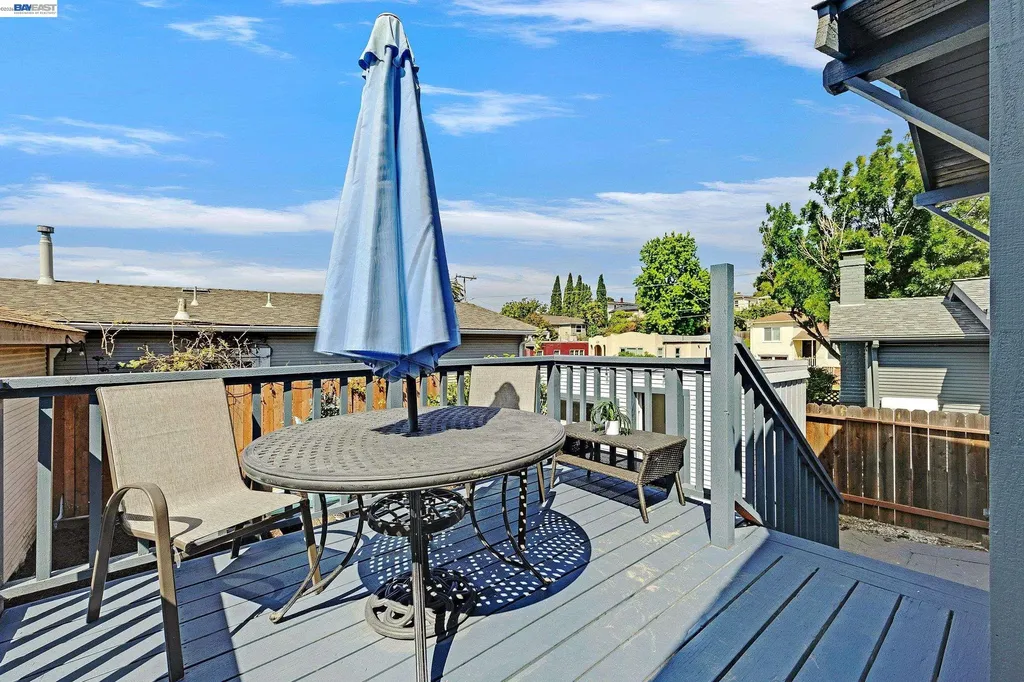 5407 Roberts Avenue Oakland CA 94619