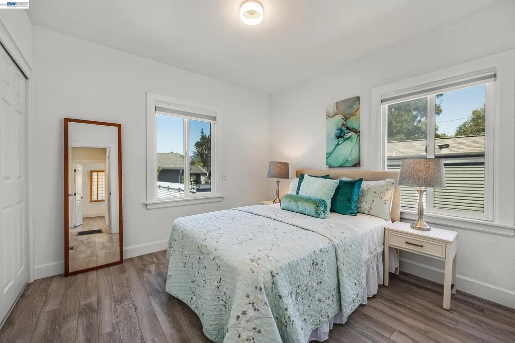 5407 Roberts Avenue Oakland CA 94619