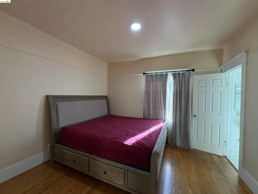 2021 Mitchell Street Oakland CA 94601