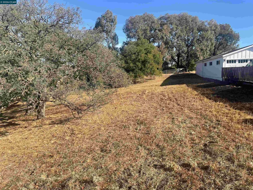 35 Hilltop Road Martinez CA 94553