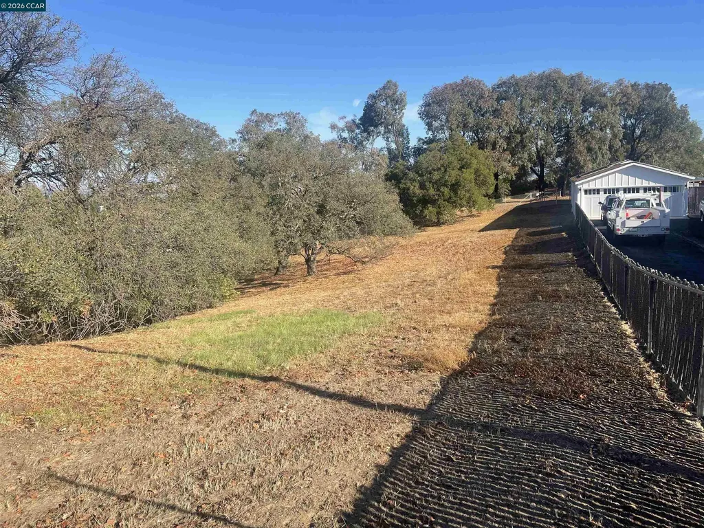 35 Hilltop Road Martinez CA 94553