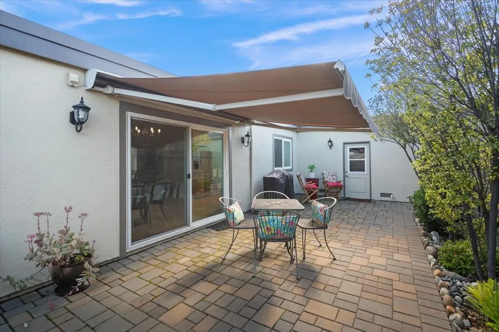 1421 Calle Enrique Pleasanton CA 94566