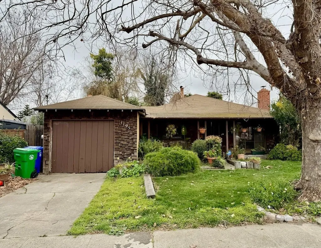 1195 Via Esperanza San Lorenzo CA 94580