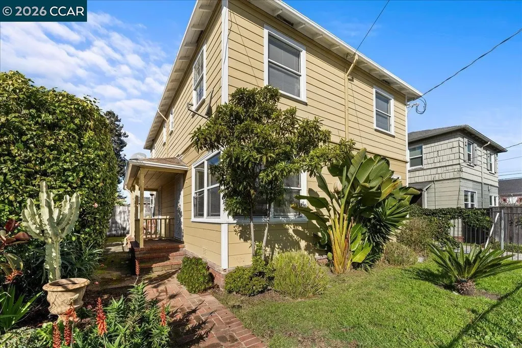 4135-4137 West Street Oakland CA 94608