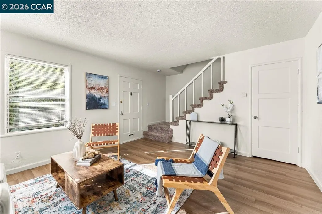 4135-4137 West Street Oakland CA 94608