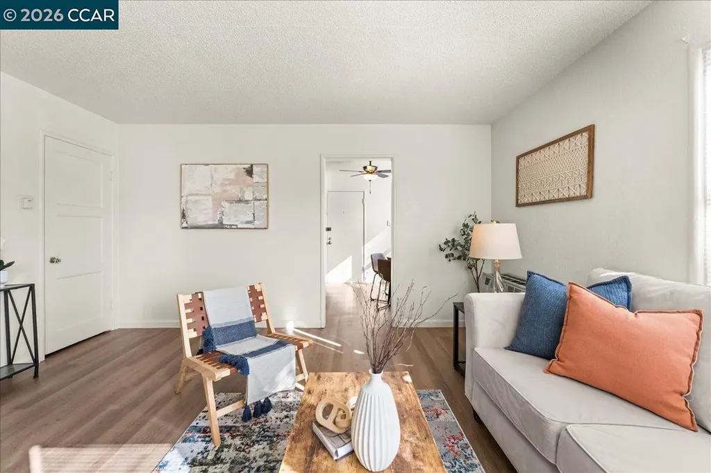 4135-4137 West Street Oakland CA 94608