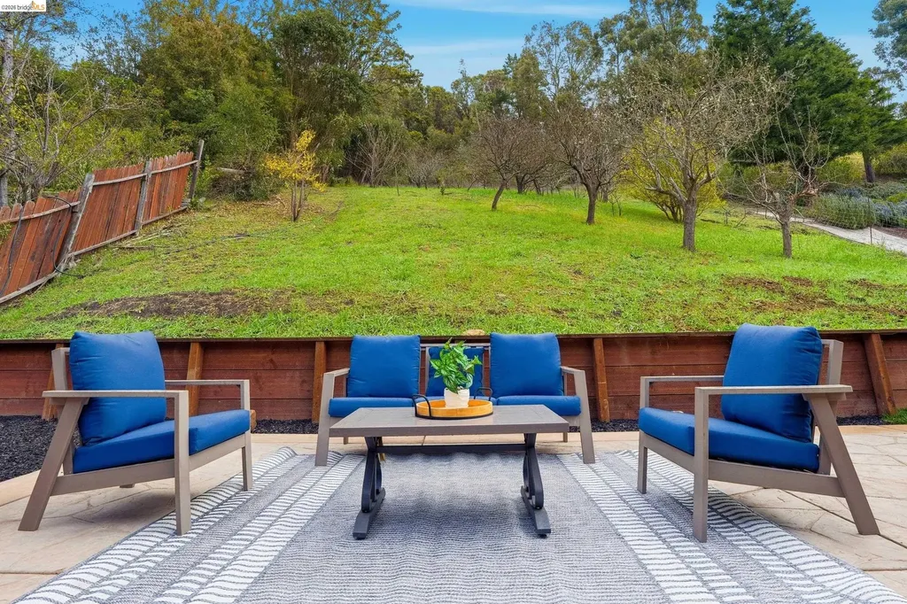 6201 Hillside Drive El Sobrante CA 94803