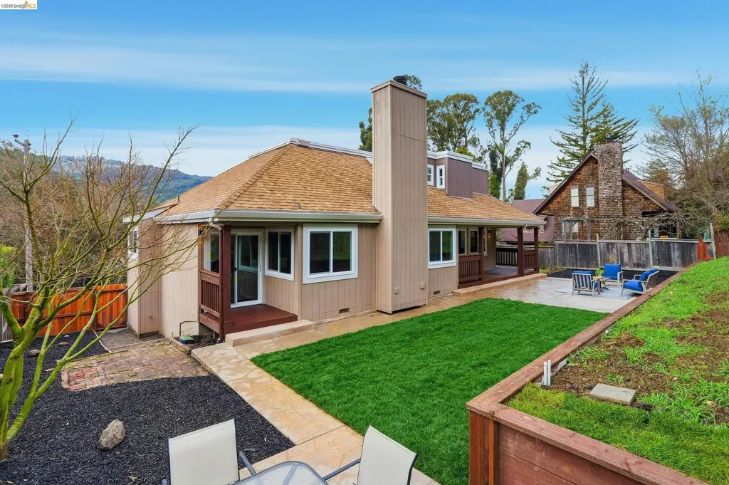 6201 Hillside Drive El Sobrante CA 94803