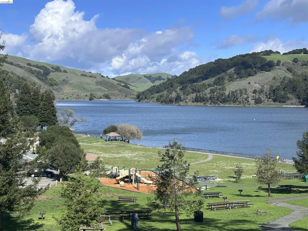 6201 Hillside Drive El Sobrante CA 94803