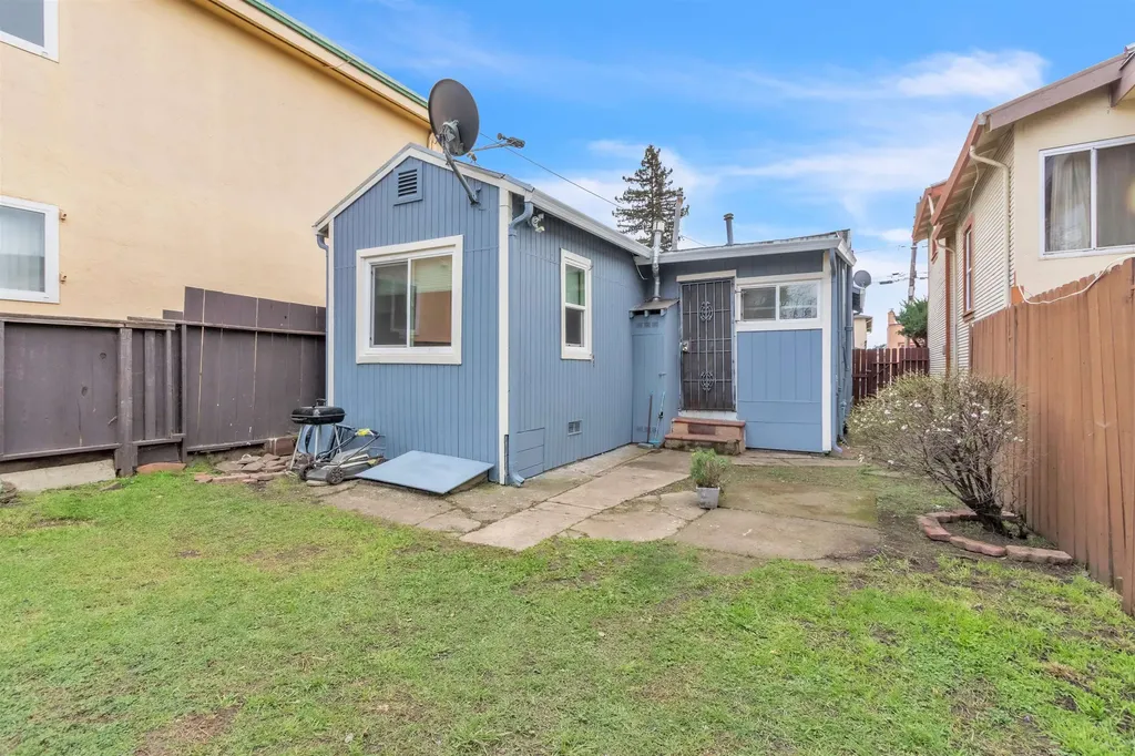 2319 85th Avenue Oakland CA 94605