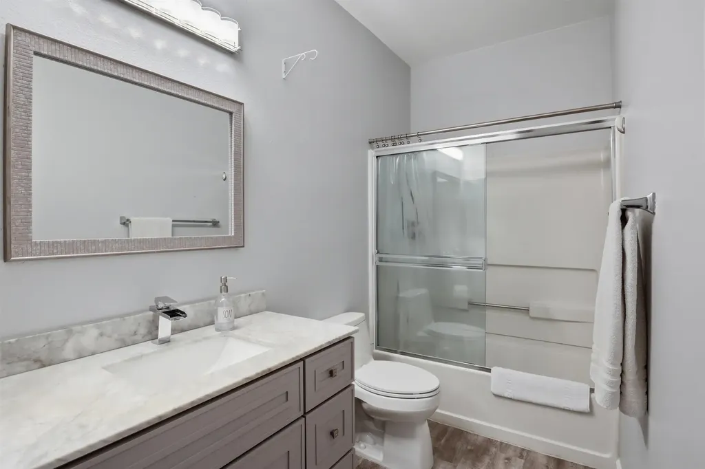 1280 Stanhope Lane Hayward CA 94545