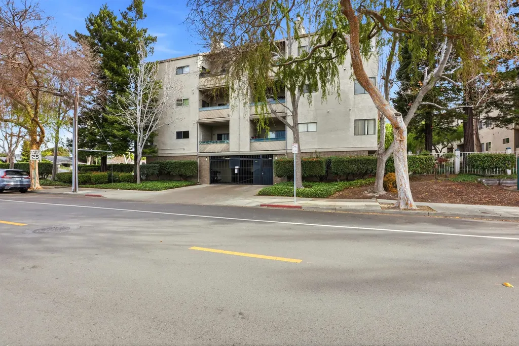 1280 Stanhope Lane Hayward CA 94545