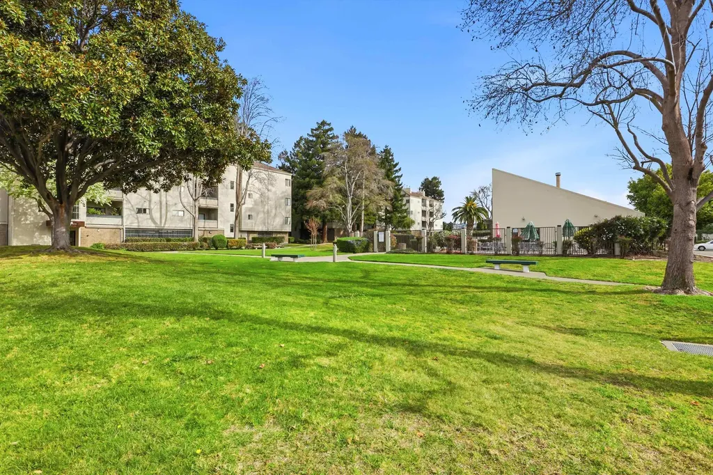 1280 Stanhope Lane Hayward CA 94545
