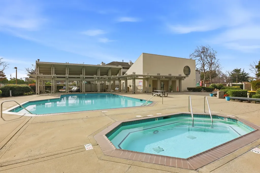1280 Stanhope Lane Hayward CA 94545