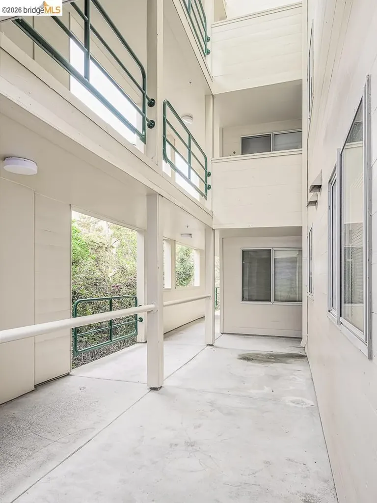 1201 Brickyard Way Richmond CA 94801