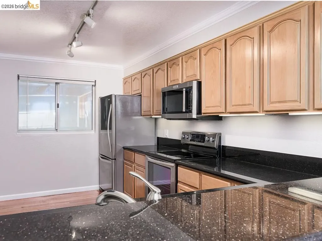 1201 Brickyard Way Richmond CA 94801