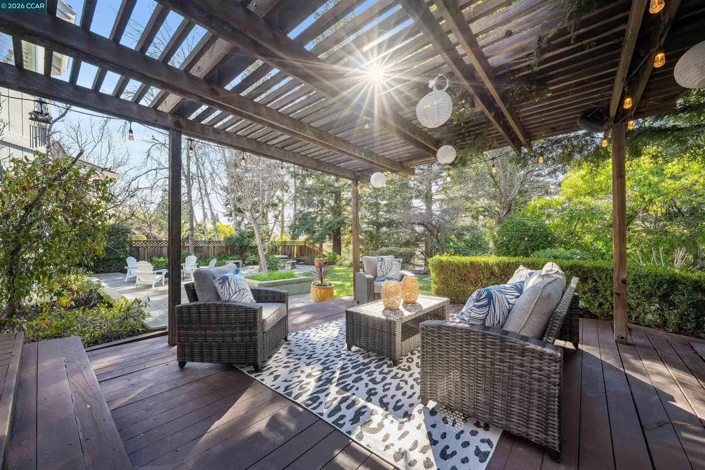 3840 Cottonwood Drive Danville CA 94506