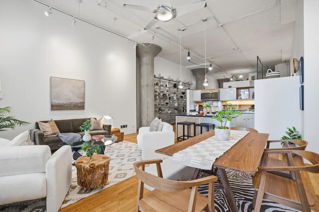 Emeryville CA, 1500 Park Avenue, Unit 105