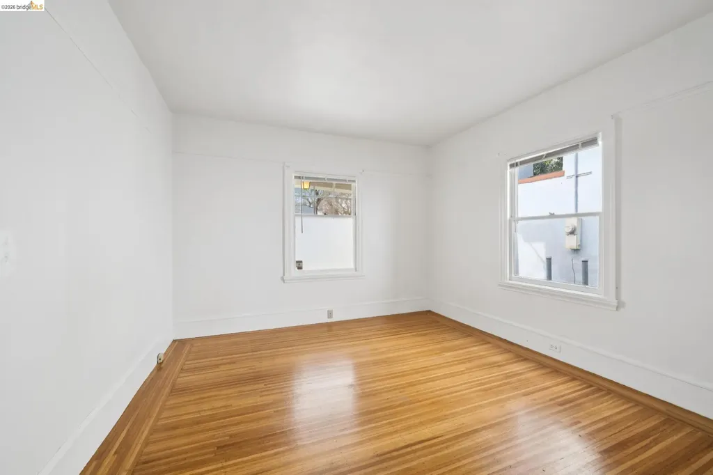 240 Sunnyside Piedmont CA 94611