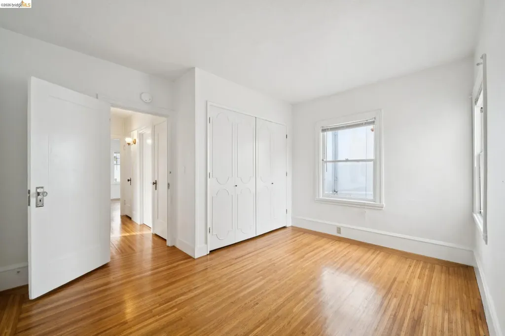 240 Sunnyside Piedmont CA 94611