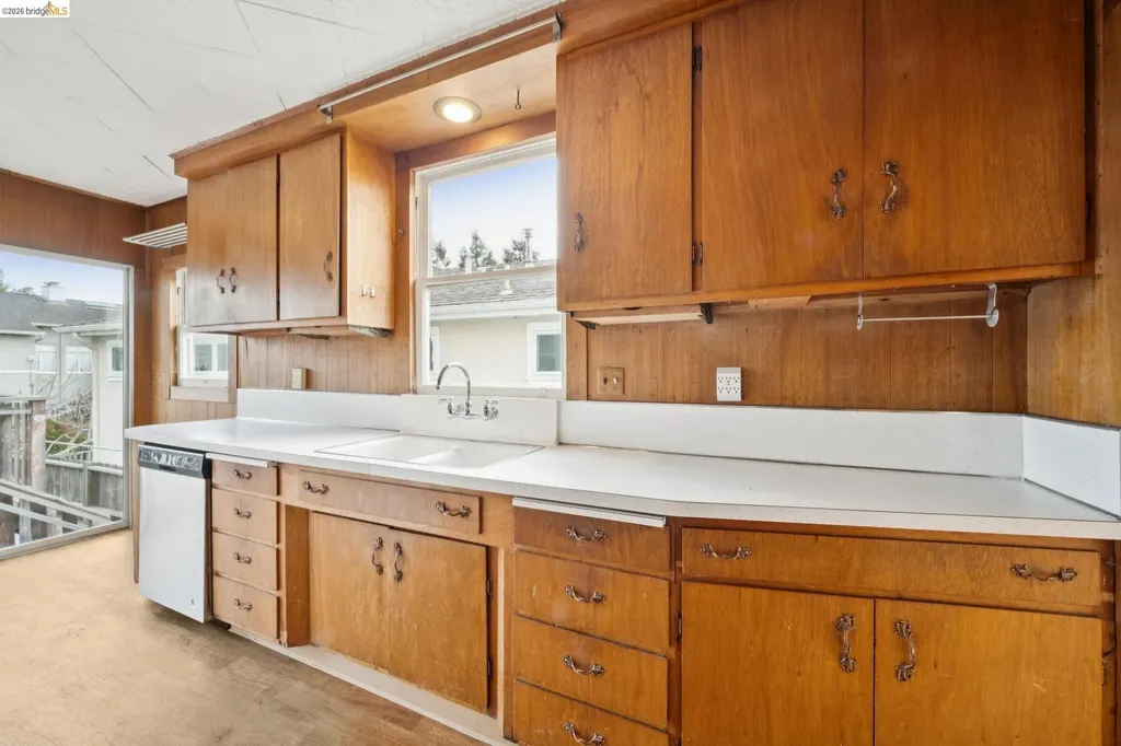 240 Sunnyside Piedmont CA 94611