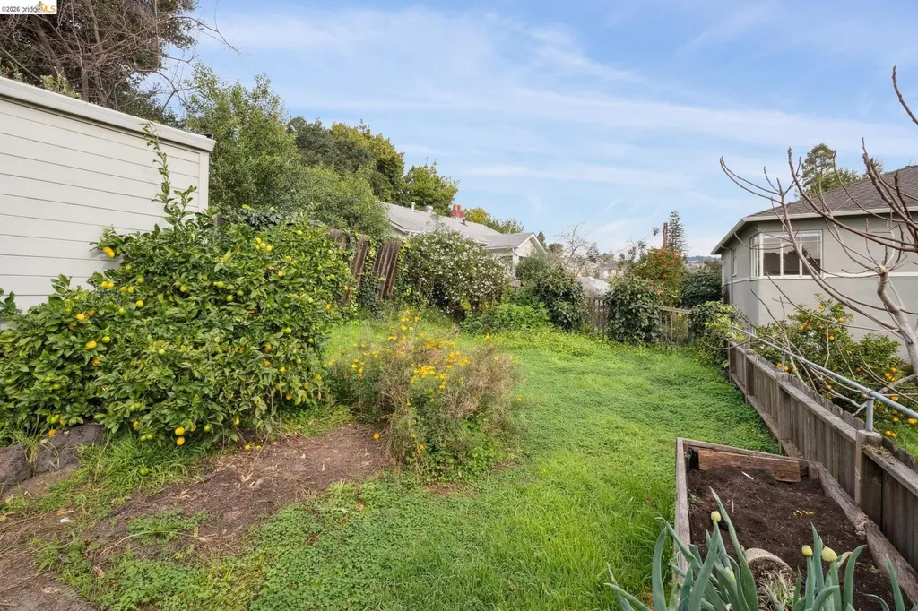 240 Sunnyside Piedmont CA 94611