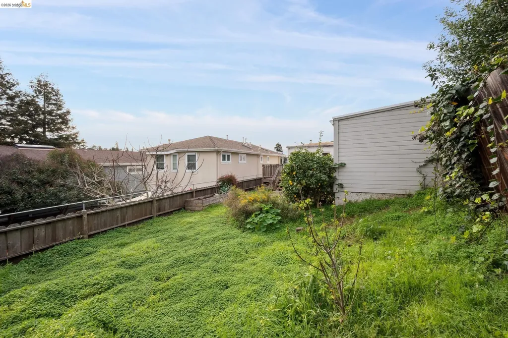 240 Sunnyside Piedmont CA 94611