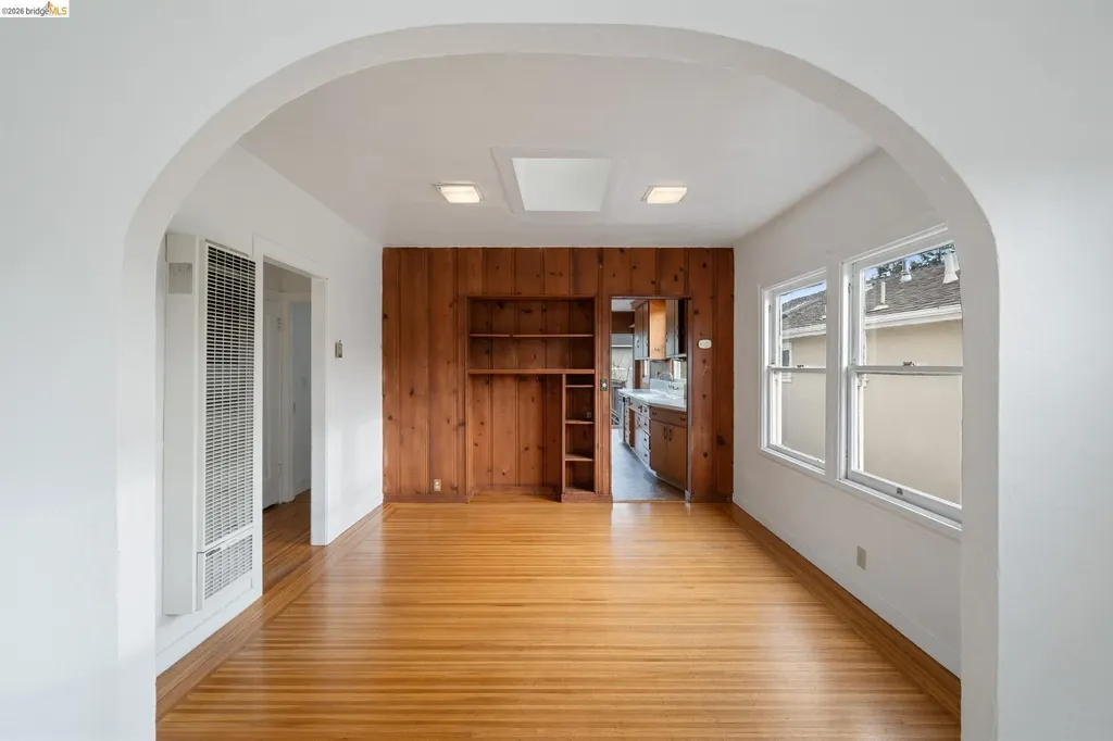 240 Sunnyside Piedmont CA 94611