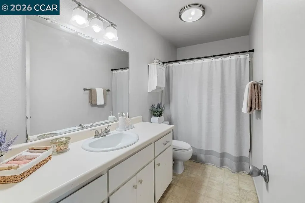 2703 Ivy Lane Antioch CA 94531