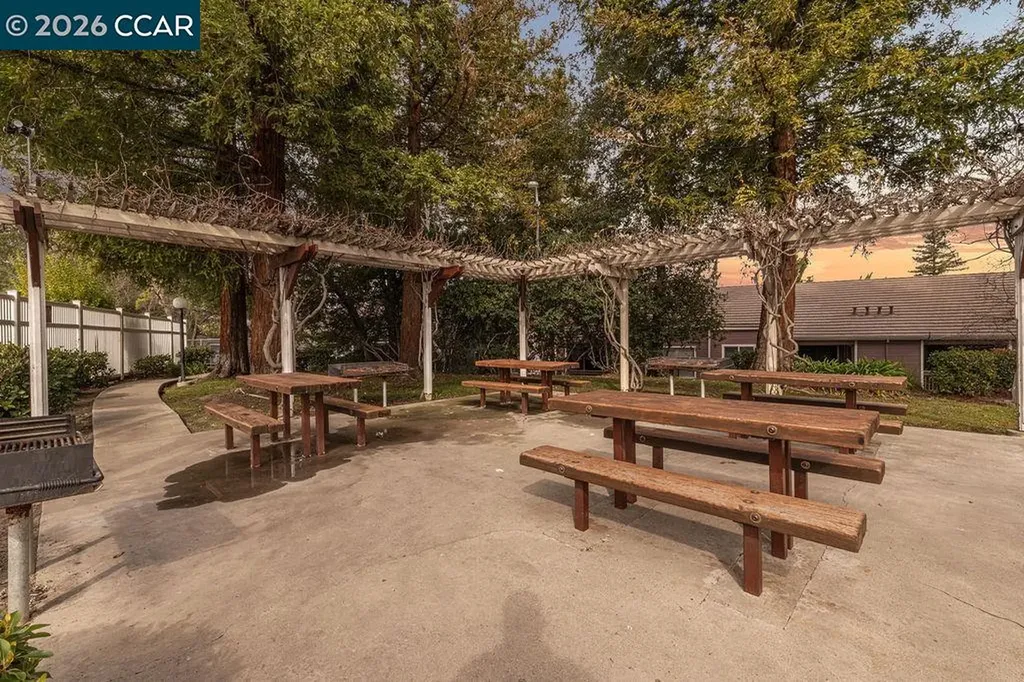 2703 Ivy Lane Antioch CA 94531