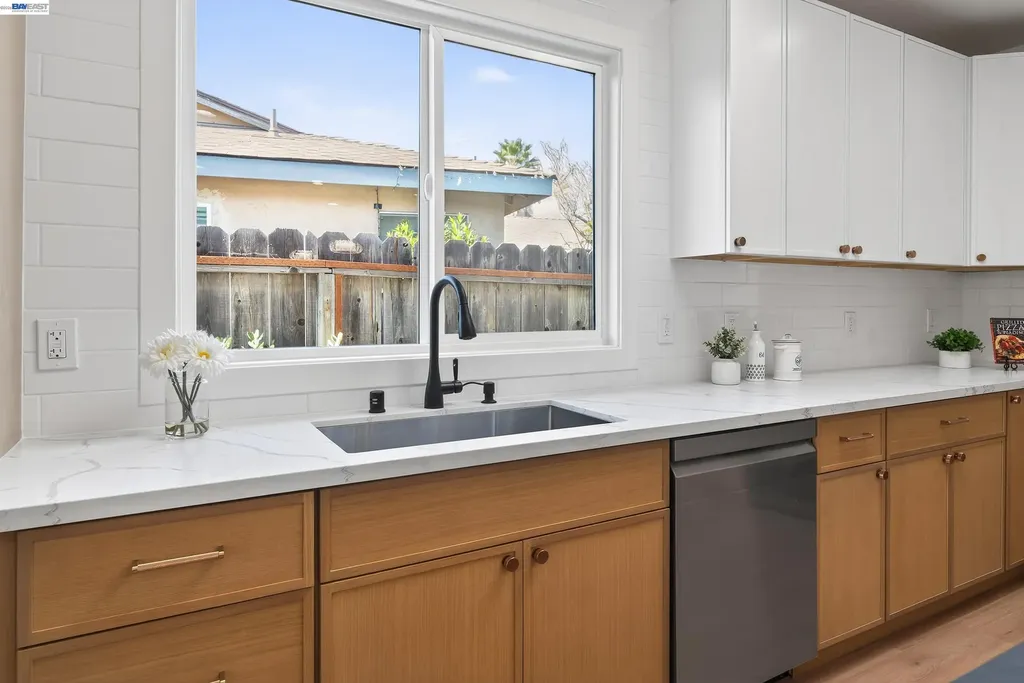 36347 Colbert Place Newark CA 94560
