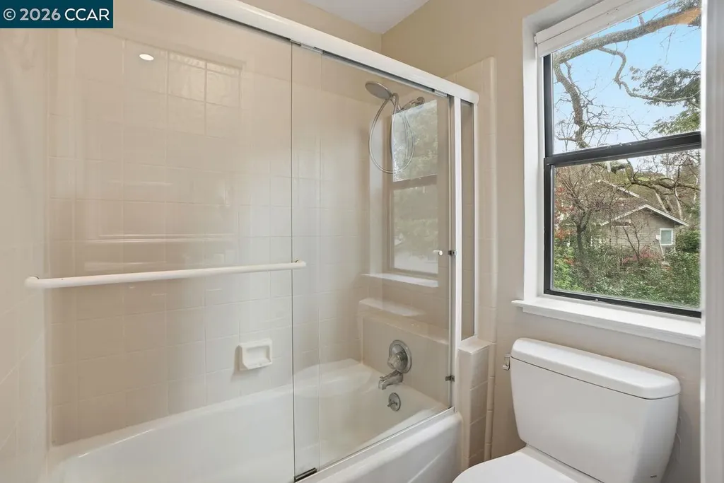 1903 Via Ferrari Lafayette CA 94549