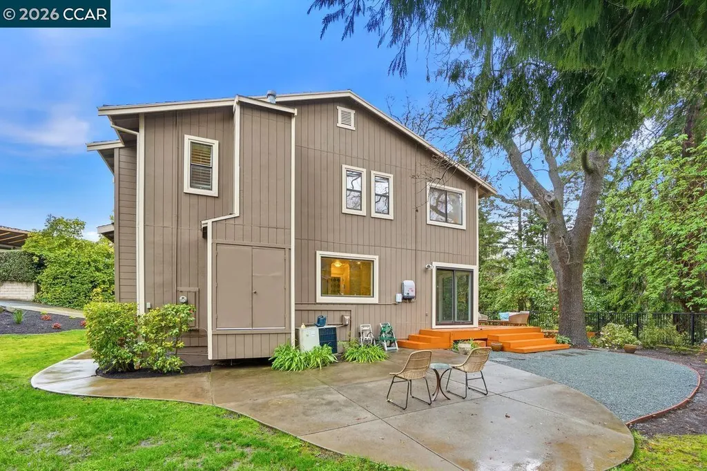 1903 Via Ferrari Lafayette CA 94549