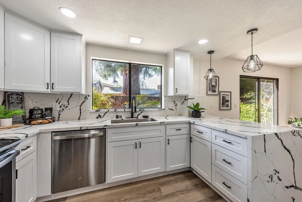 3810 Burton Common Fremont CA 94536