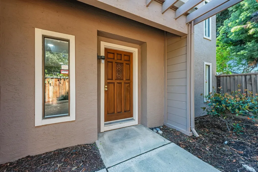 3810 Burton Common Fremont CA 94536