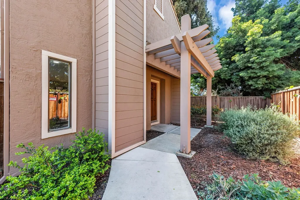 3810 Burton Common Fremont CA 94536