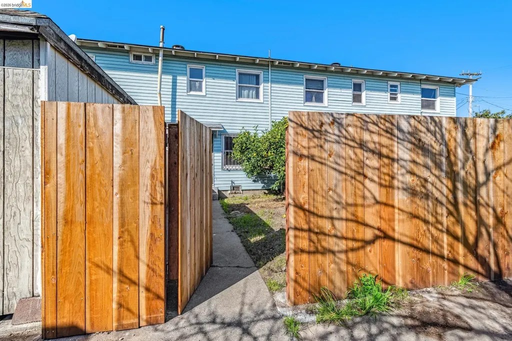 130 Garrard Richmond CA 94801