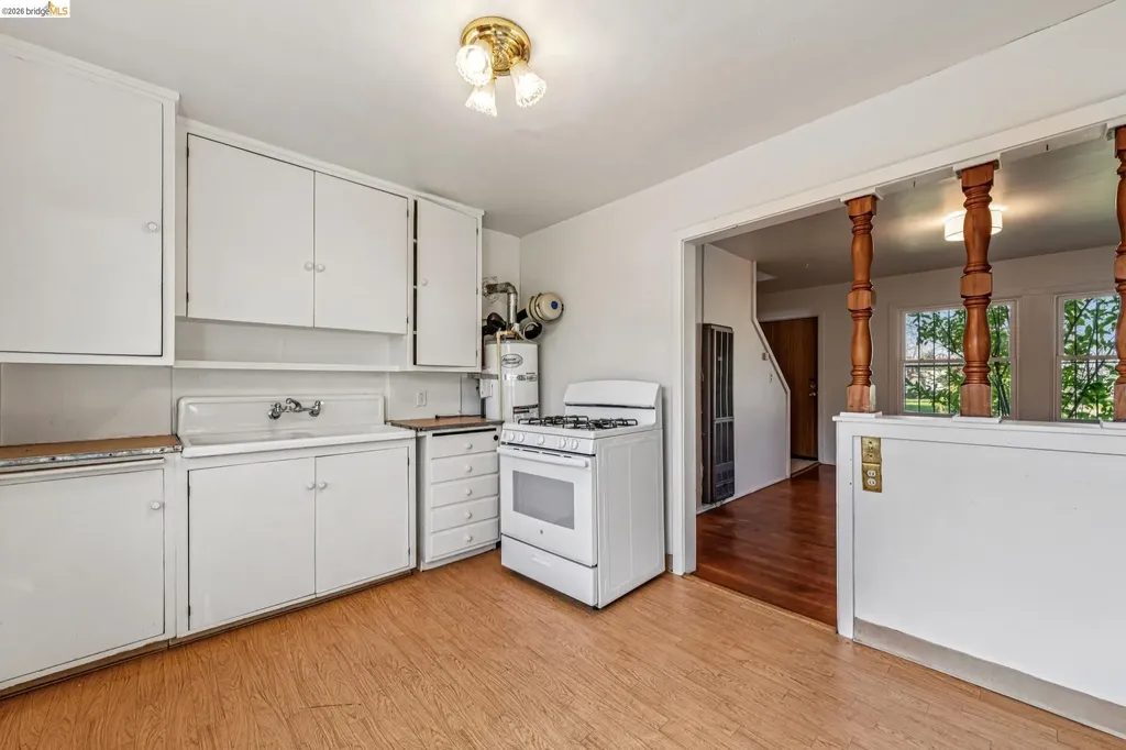 130 Garrard Richmond CA 94801