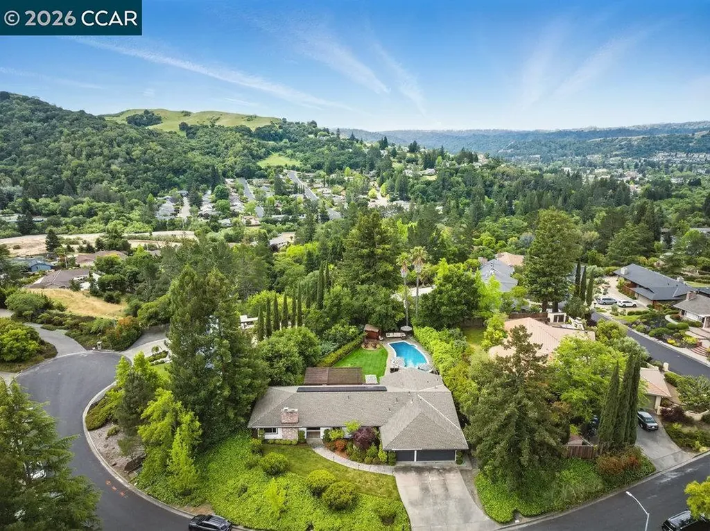 314 Draeger Drive Moraga CA 94556